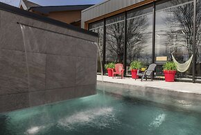 Hôtel & Suites Normandin Lévis