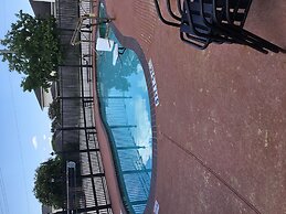Regency Inn & Suites - Baytown
