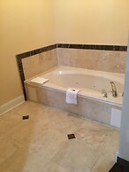 Regency Inn & Suites - Baytown