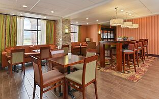Hampton Inn Muscatine