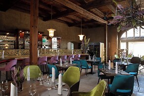 Hotel Schloss Reinach