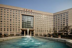 Renaissance Tianjin Lakeview Hotel