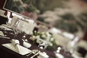 Renaissance Tianjin Lakeview Hotel