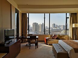 Renaissance Tianjin Lakeview Hotel