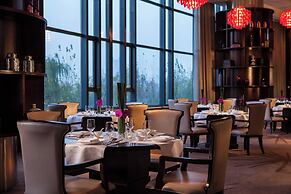 Renaissance Tianjin Lakeview Hotel
