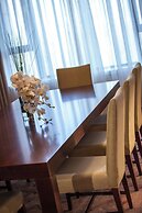 Renaissance Tianjin Lakeview Hotel