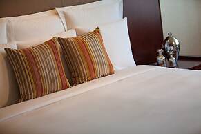 Renaissance Tianjin Lakeview Hotel