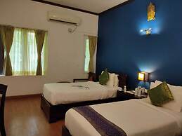 Old Lighthouse Bristow Hotel