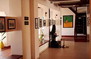 Old Lighthouse Bristow Hotel