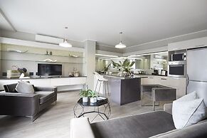 The Hyde All-Suite Hotel