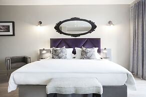 The Hyde All-Suite Hotel