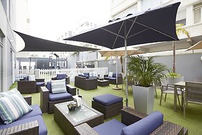 The Hyde All-Suite Hotel