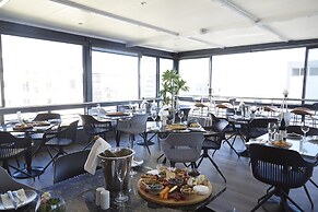 The Hyde All-Suite Hotel