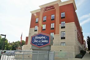 Hampton Inn & Suites Cincinnati/Uptown-University Area