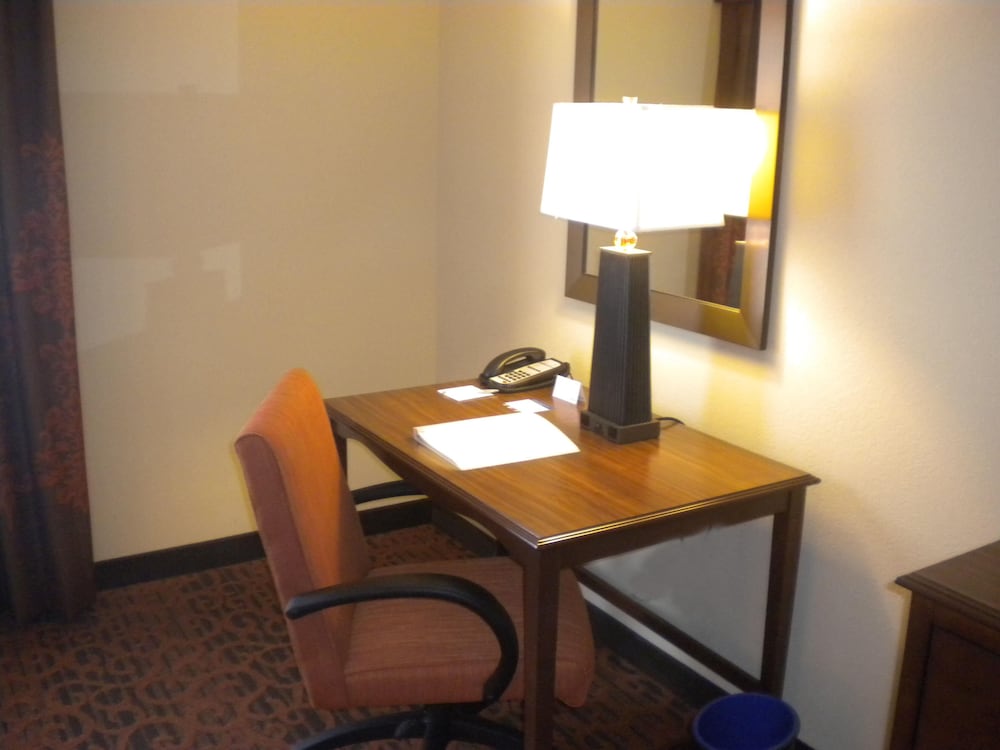 Hampton Inn & Suites Cincinnati/Uptown-University Area