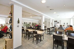 Hotel Sportcenter Fünf Dörfer