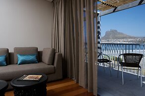 Chapmans Peak Hotel
