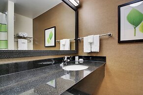 Fairfield Inn & Suites by Marriott Ottawa Starved Rock Area