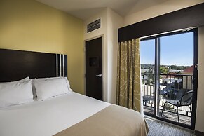 Holiday Inn Express & Suites Conway by IHG