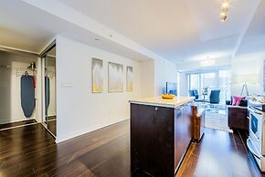 Canada Suites on Bay