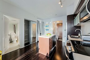 Canada Suites on Bay