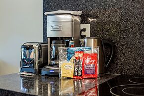 Canada Suites on Bay