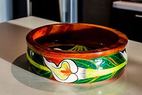 Canada Suites on Bay