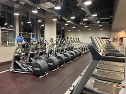 Canada Suites on Bay