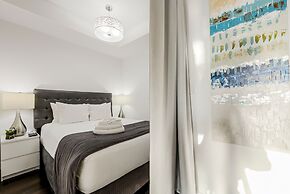 Canada Suites on Bay