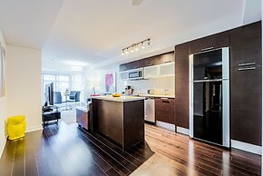 Canada Suites on Bay