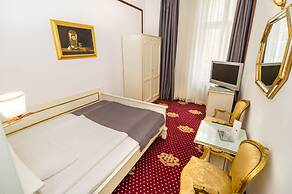 Hotel Imparatul Romanilor