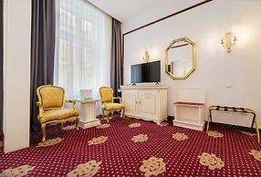 Hotel Imparatul Romanilor