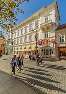 Hotel Imparatul Romanilor