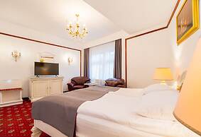 Hotel Imparatul Romanilor