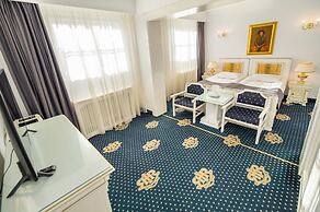 Hotel Imparatul Romanilor