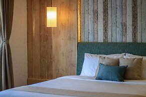 Hotel Barahi Pokhara