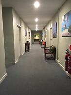 Adelaide International Motel