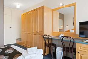 Adelaide International Motel