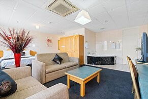 Adelaide International Motel