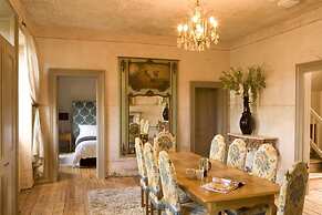 Mineral Springs Hotel