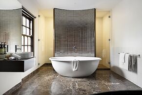 Mineral Springs Hotel