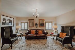 Mineral Springs Hotel