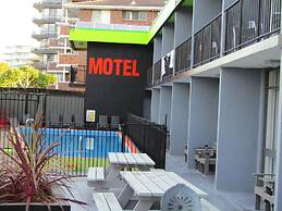 Le George Motel