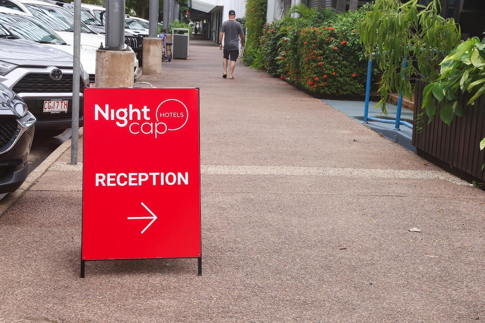 Nightcap at the Cavenagh