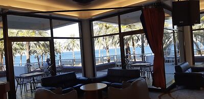 Gai Beach Resort Spa Hotel