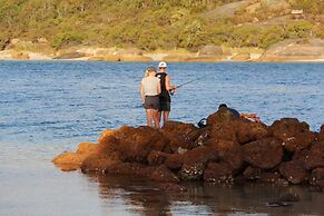 Albany Motel & Apartments