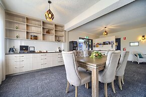 Albany Motel & Apartments