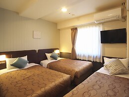 Yokohama Heiwa Plaza Hotel