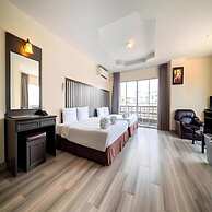 Dancenter Luxury Underwater World Pattaya
