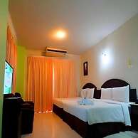Dancenter Luxury Underwater World Pattaya